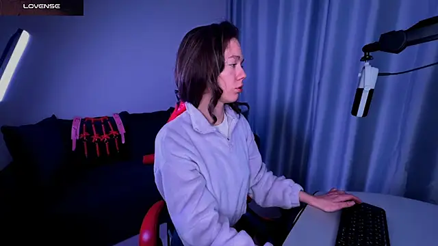 DivineBite online show from 12, 2, 2025