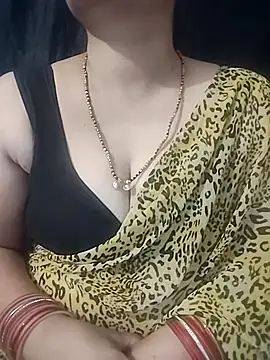 Snapshot of seema4xxxfun chatting on 18, 5, 2026 seema4xxxfun online show from 18, 5, 2026