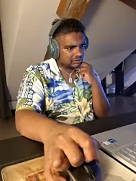Bandusrilankasexymen online show from 24, 5, 2026