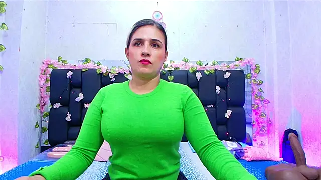  carolina fox online show from 13, 9, 2025