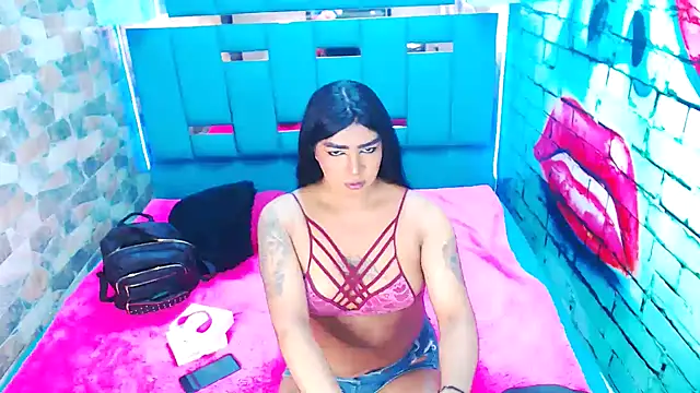 violet bigcock774 online show from 17, 7, 2026