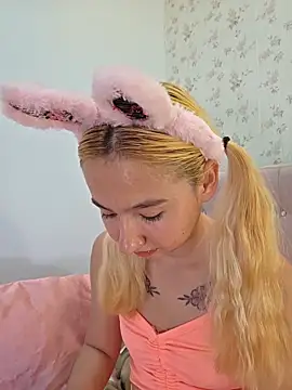 Pinkie Princes online show from 16, 12, 2025