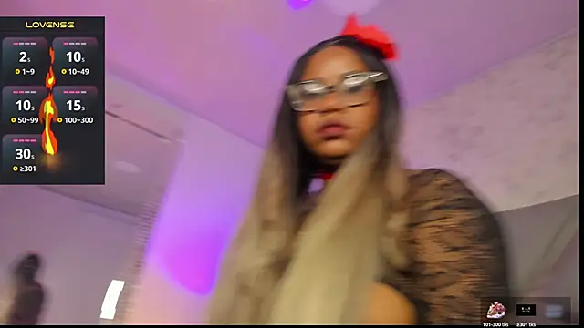 EmilyyRosee  online show from 19, 3, 2026