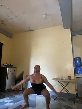 Snapshot of sweetyula chatting on 3, 12, 2025 sweetyula online show from 3, 12, 2025