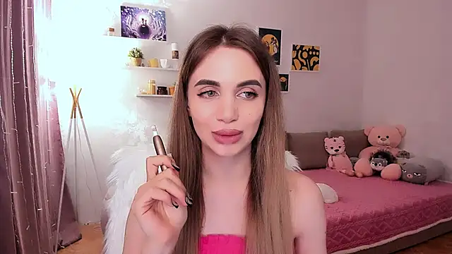 aPieceOfJoy online show from 8, 3, 2025