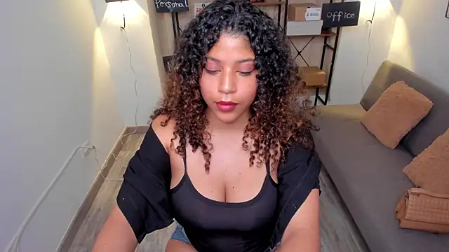 LilyBrunette online show from 4, 4, 2026