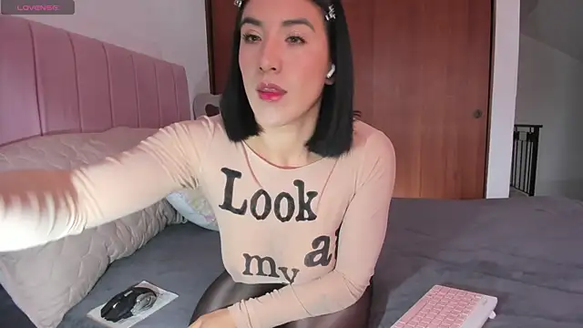 whitneyhot online show from 10, 11, 2025