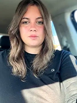 Snapshot of Samantha_official chatting on 4, 11, 2025 Samantha official online show from 4, 11, 2025