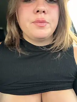 Snapshot of Samantha_official chatting on 25, 11, 2025 Samantha official online show from 25, 11, 2025