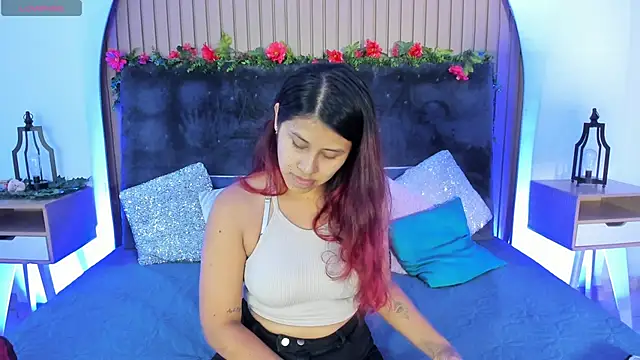 Karlagonzales  online show from 18, 9, 2025