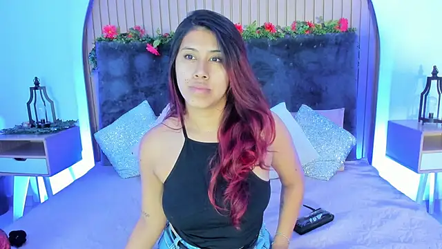 Karlagonzales  online show from 21, 10, 2025