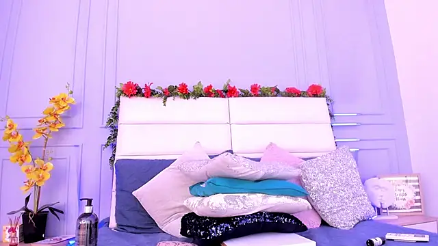 Karlagonzales  online show from 21, 3, 2025