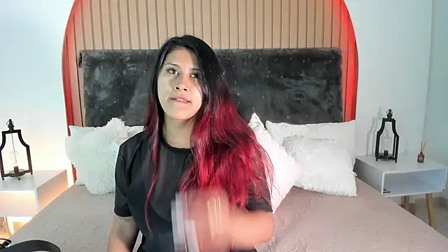 Karlagonzales  online show from 22, 4, 2026