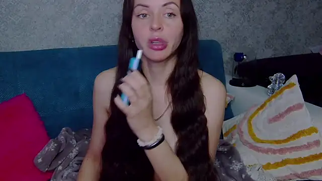 Brilliant Doll online show from 18, 5, 2026