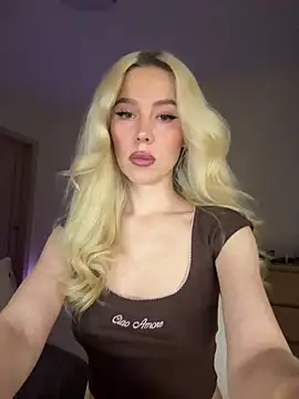 Snapshot of xDinnax chatting on 24, 2, 2026 xDinnax online show from 24, 2, 2026