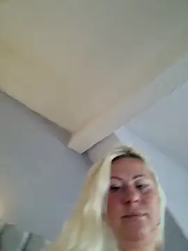 xxkhaleesixx online show from 1, 6, 2026
