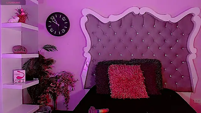 LeyXandrabraz online show from 19, 12, 2025