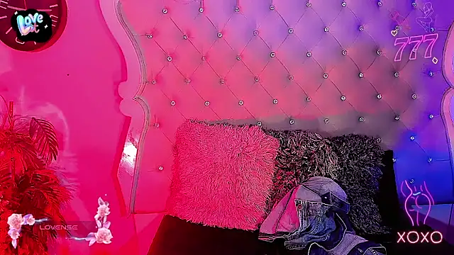 LeyXandrabraz online show from 5, 5, 2026