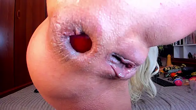 NikkaHOTx online show from 13, 11, 2025