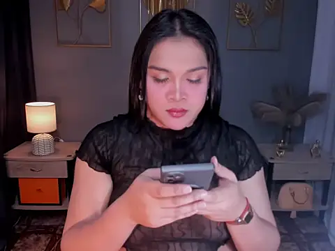 MaxeneCullens online show from 7, 10, 2025