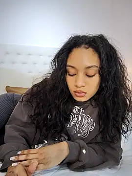 Leaberry online show from 17, 10, 2025