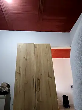 Leaberry online show from 5, 10, 2025