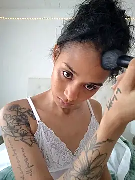 Leaberry online show from 1, 10, 2025