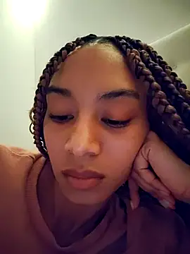 Leaberry online show from 14, 11, 2025