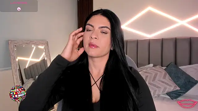Snapshot of Veronicalanx1 chatting on 8, 7, 2026 Veronicalanx1 online show from 8, 7, 2026