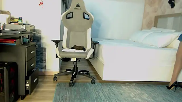 stefializon online show from 22, 10, 2025