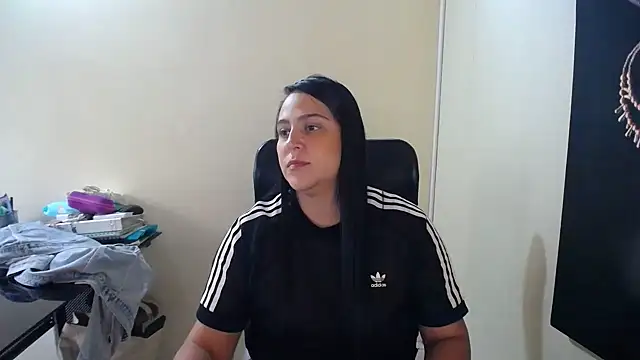 Snapshot of kendall_52 chatting on 20, 2, 2025 kendall 52 online show from 20, 2, 2025