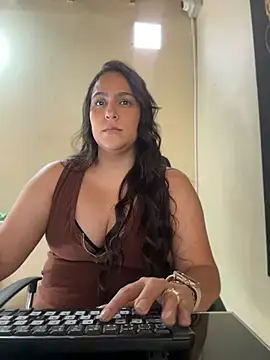 Snapshot of kendall_52 chatting on 6, 7, 2026 kendall 52 online show from 6, 7, 2026