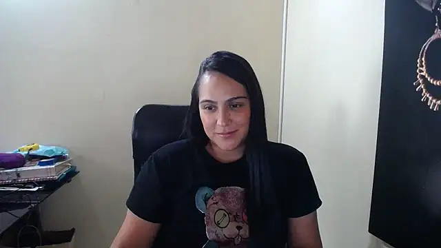 Snapshot of kendall_52 chatting on 6, 2, 2025 kendall 52 online show from 6, 2, 2025