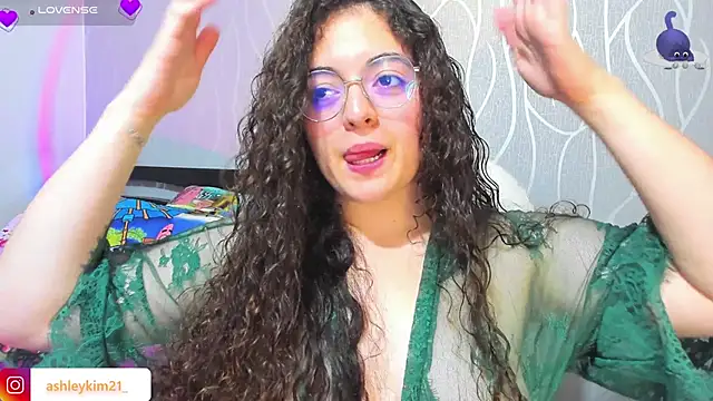 AshleyKim  online show from 8, 2, 2026