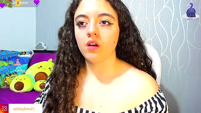 AshleyKim  online show from 17, 12, 2025