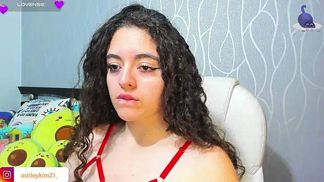 AshleyKim  online show from 25, 10, 2025