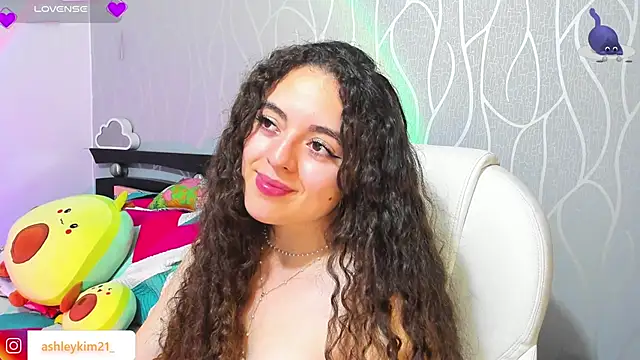 AshleyKim  online show from 6, 3, 2026