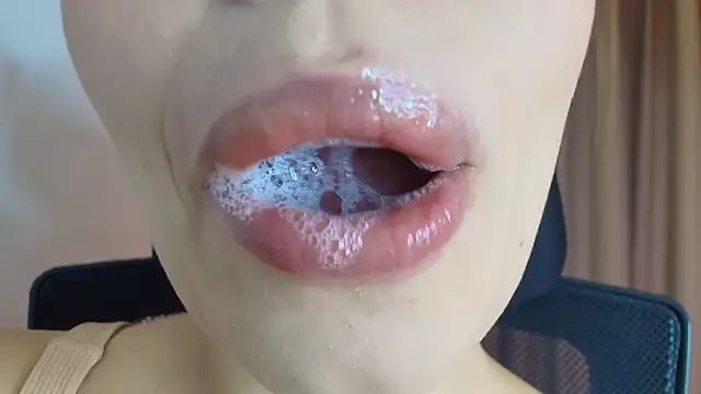 lisbet21x online show from 11, 4, 2026