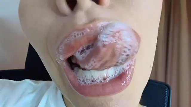 lisbet21x online show from 12, 4, 2026