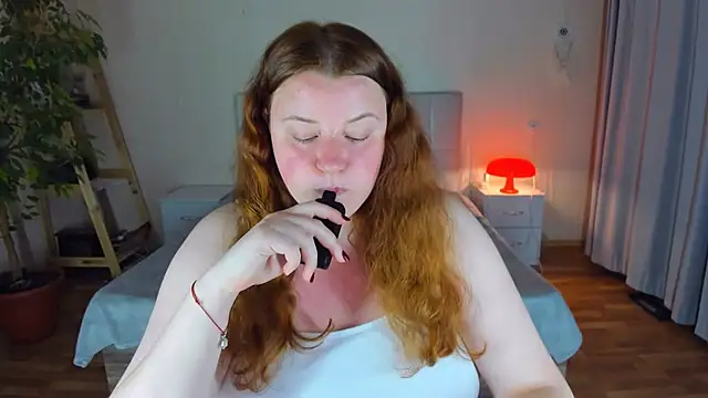 PolinaSalvatore online show from 22, 9, 2025