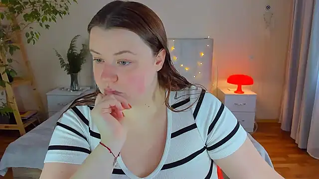 PolinaSalvatore online show from 5, 11, 2025