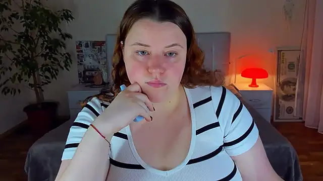 Snapshot of PolinaSalvatore chatting on 9, 7, 2026 PolinaSalvatore online show from 9, 7, 2026