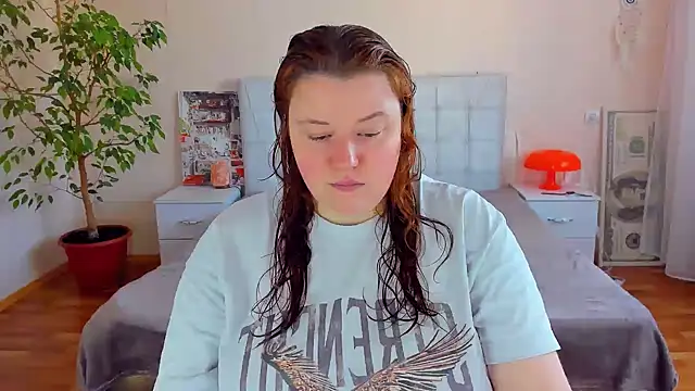 PolinaSalvatore online show from 4, 6, 2026