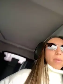 EvaCatt online show from 1, 3, 2025