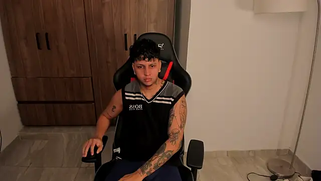 Jake simons online show from 28, 10, 2025