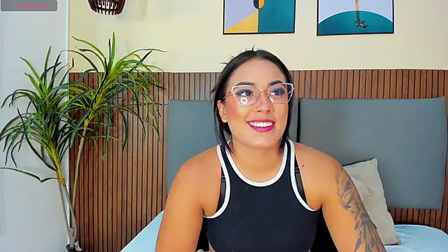 Nattasha Brown online show from 30, 11, 2025