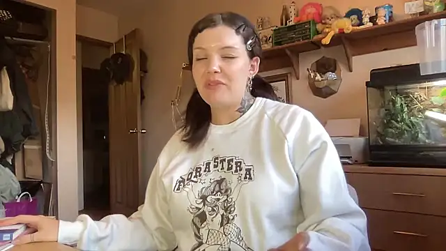 SweetMaisie online show from 6, 2, 2026