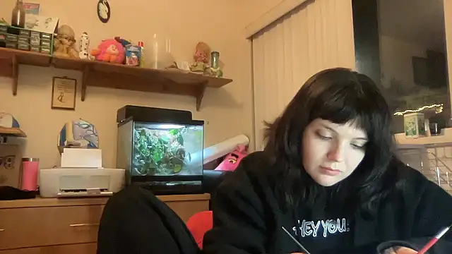 SweetMaisie online show from 9, 11, 2025