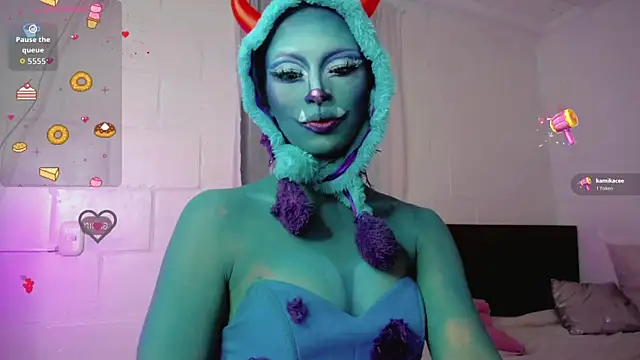 Summer XO online show from 1, 11, 2025