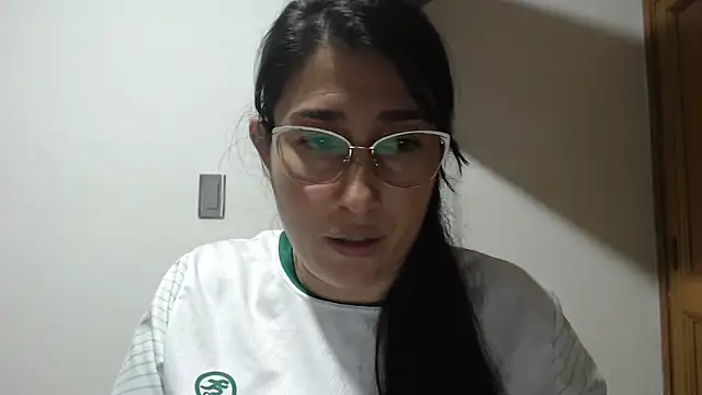 andreaisis2 online show from 15, 4, 2026